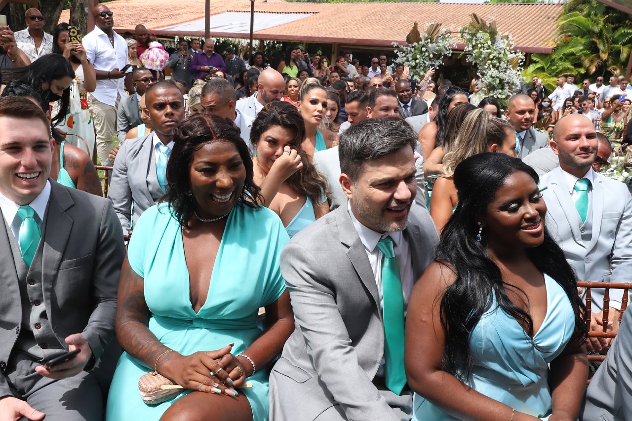 Convidados durante a cerimônia. (Foto: Reprodução/Daniel Pinheiro/AgNews)