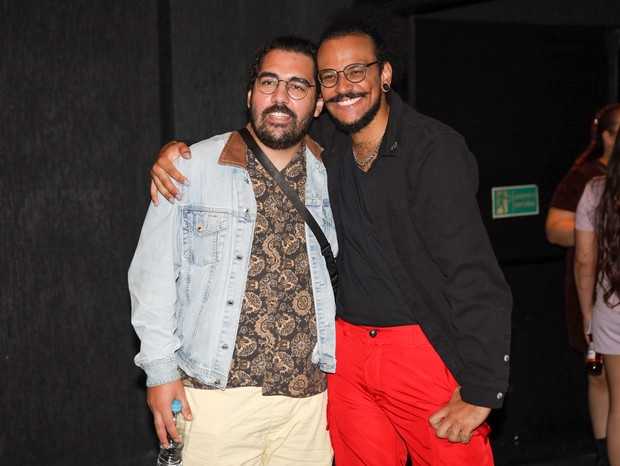 João Luiz Pedrosa e namorado Igor Gomes. (Foto: Reprodução/ Lucas Ramos/ Ag News0