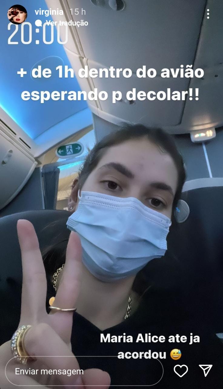 Virgnia contra sobre voo atrasado (Foto: Reprodução/Instagram) Lorena Bueri