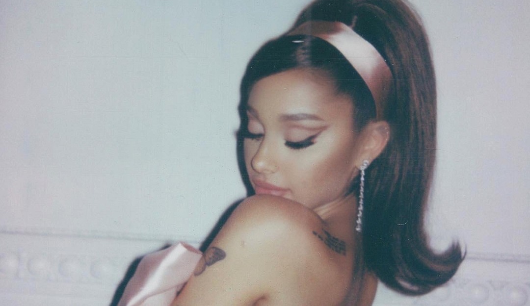 Ariana Grande lança novo álbum com participações especiais, “Positions”