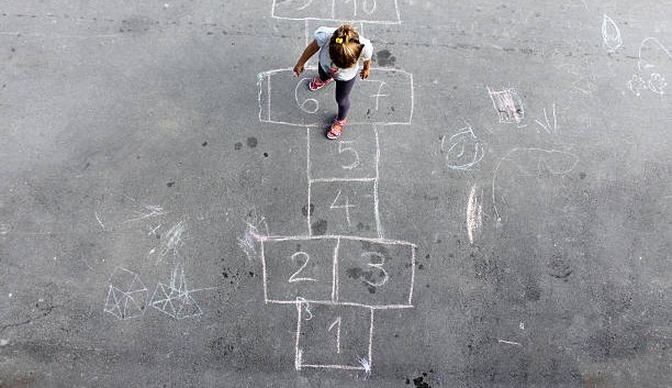 Relatório da defensoria aponta que inquéritos de mortes de crianças e adolescentes estão abertos há mais de 21 anos