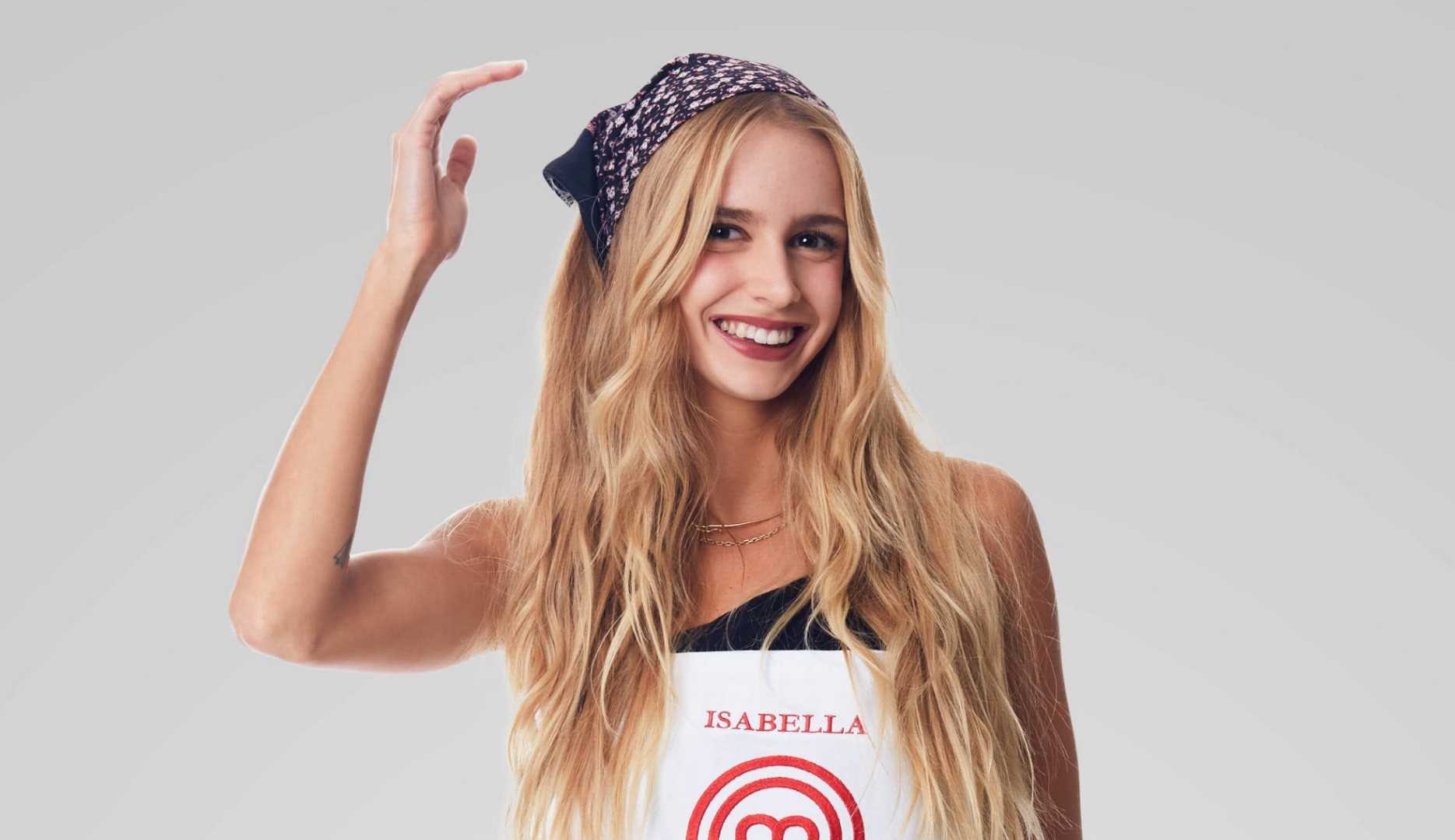 Isabella Scherer vence a oitava temporada do MasterChef com prato totalmente vegano