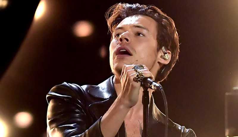 “/Adore You”/, de Harry Styles, ultrapassa 1 bilhão de streams no Spotify