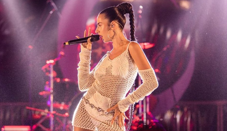 Marina Sena realiza seu maior show de réveillon em Maceió