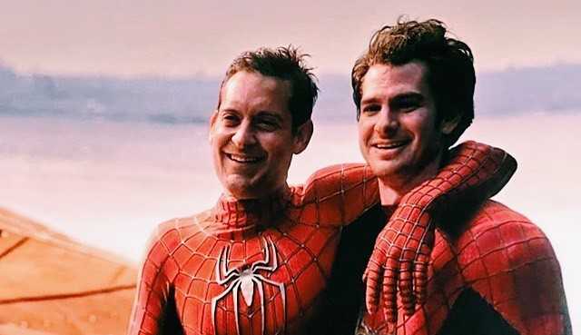 Andrew Garfield fala sobre sessão de cinema com Tobey Maguire