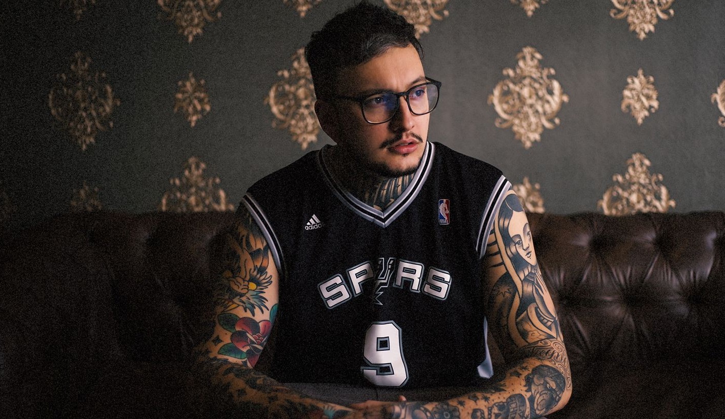 Tatuador de Bento Gonçalves, Jean Poloni faz sucesso entre jogadores de futebol