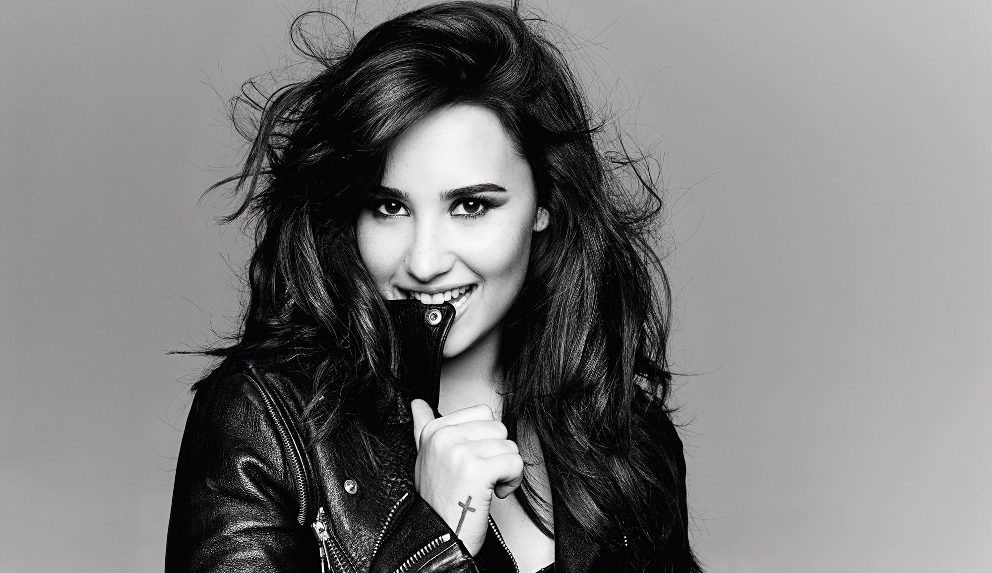 Demi Lovato quebra recorde de streams com “/Heart Attack”/