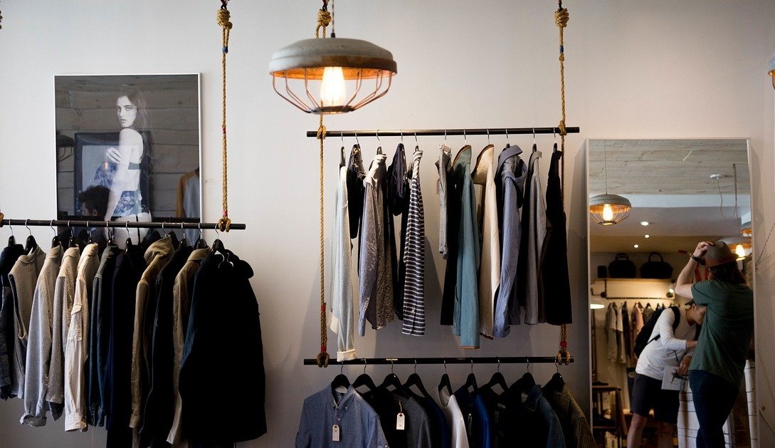 Tendências de looks sociais femininos