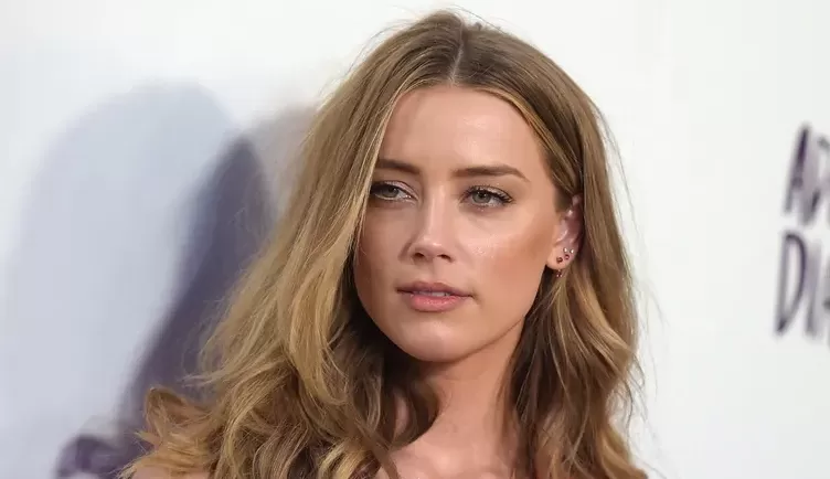 Amber Heard comenta o que dirá para sua filha sobre o julgamento