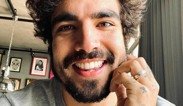 Caio Castro pede um milhão de reais para apresentar A Fazenda