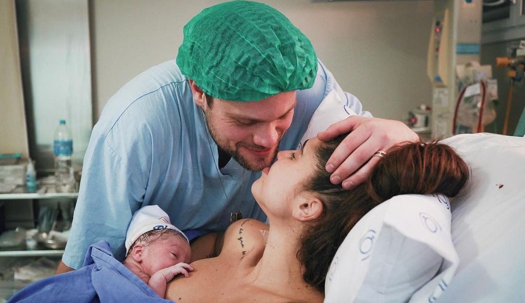 Paula Amorim dá à luz primeiro filho com Breno Simões: “Felizes e realizados”