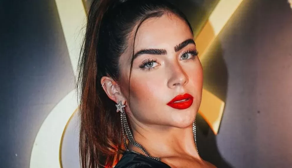 Jade Picon celebra papel em novela da Globo