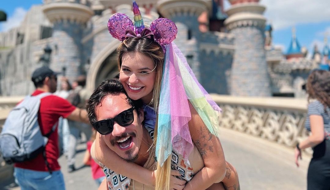 Viih Tube e Eliezer passam perrengues em viagem internacional