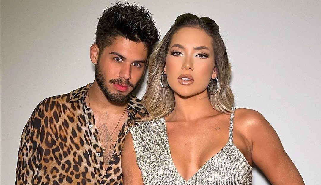 Virginia e Zé Felipe completam 2 anos juntos e o cantor revela primeira foto do casal