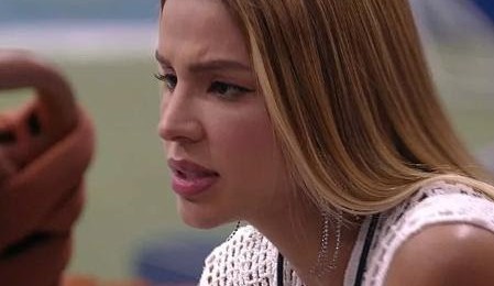 BBB21: Kerline conversa com Lucas Penteado antes do 1º paredão