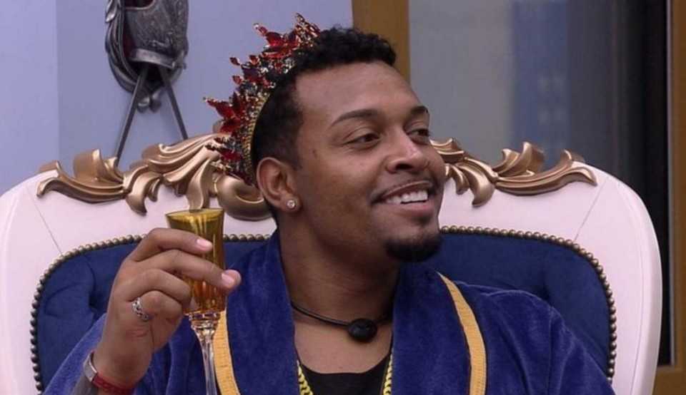 Comentários de Nego Di repercutem de forma negativa na internet