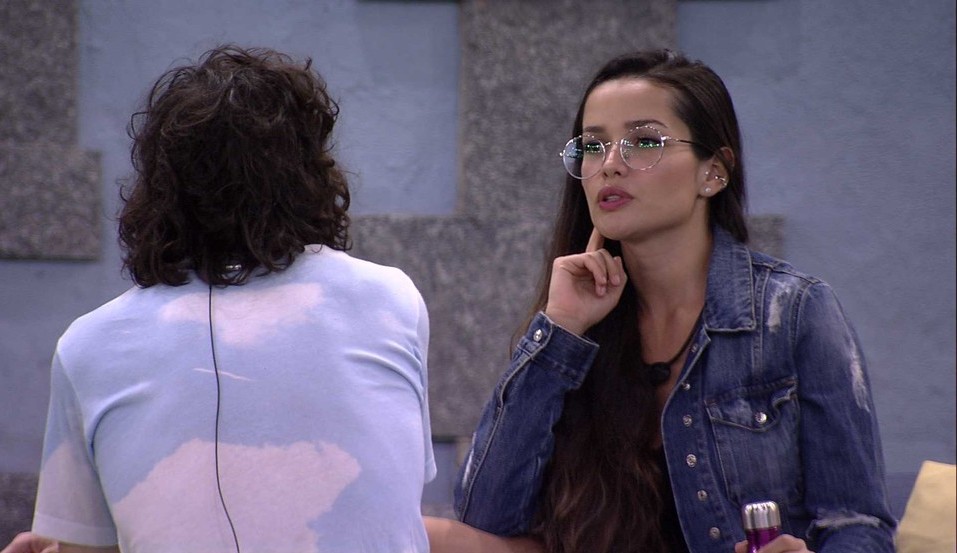 BBB 21: Juliette e Fiuk conversam e sister desabafa sobre a convivência entre eles