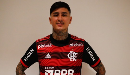 Erick Pulgar é apresentado no Flamengo e se esquiva de polêmicas