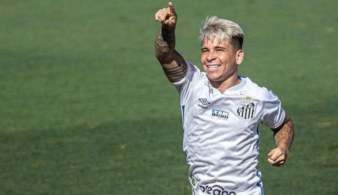 Soteldo é anunciado por empréstimo e retorna ao Santos
