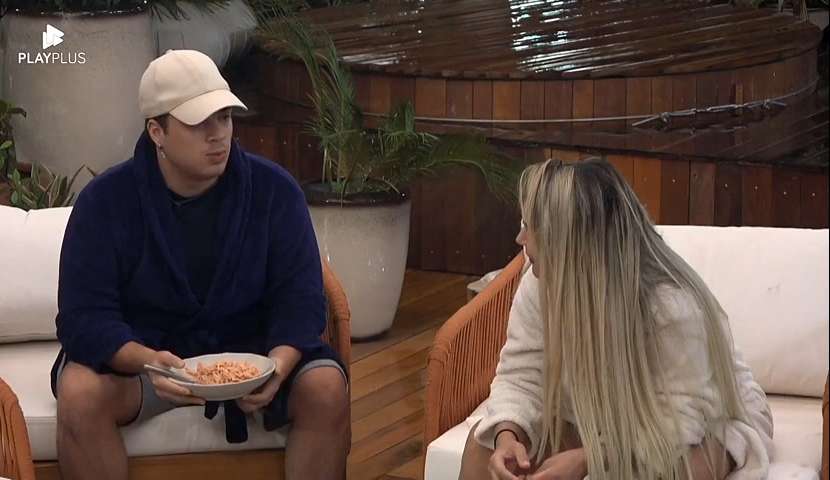 A Fazenda: Lucas diz que peões não tem motivos para votar nele e Deolane discorda