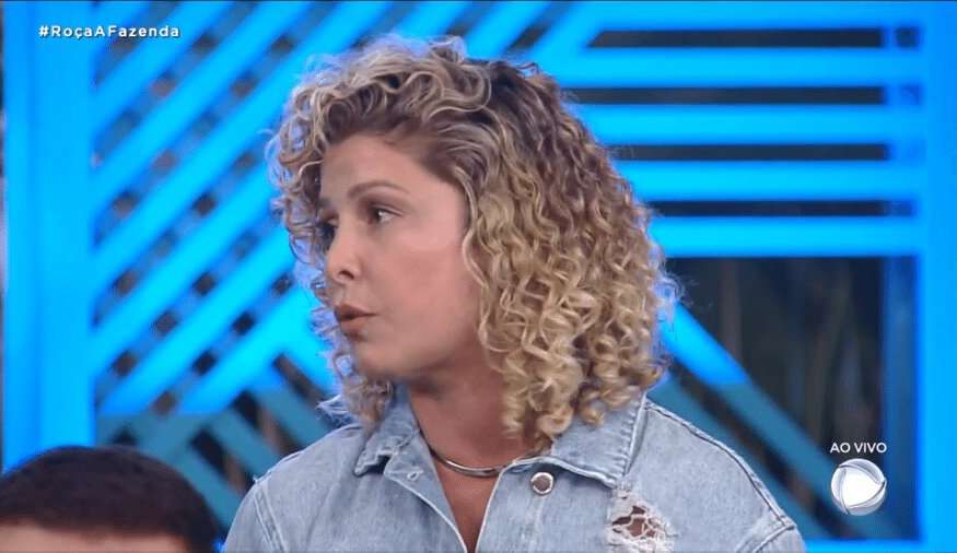 “Incoerente, ela joga muito errado”, diz Babi sobre Moranguinho em A Fazenda 14