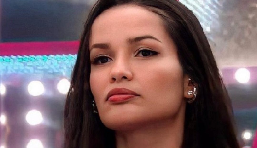 Juliette tem conta suspensa no Twitte e entra nos Trend Topics