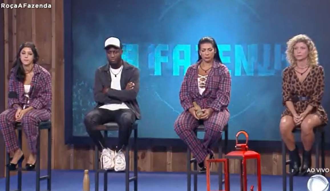 A Fazenda: André escolhe Bárbara Borges para a 12ª roça