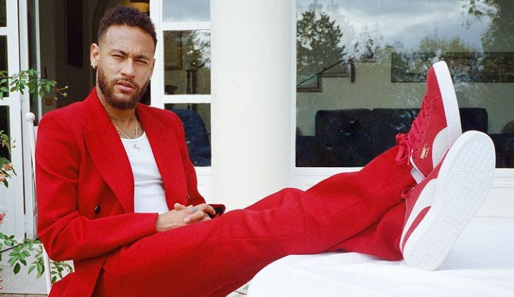 Neymar faz tweet inesperado e fãs consideram ser pegadinha de 1º de abril: “/Entrei pro time dos casados”/