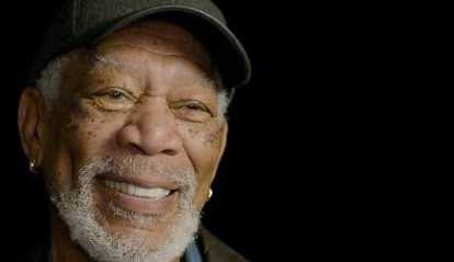 Morgan Freeman faz campanha a favor da vacinação contra a Covid-19