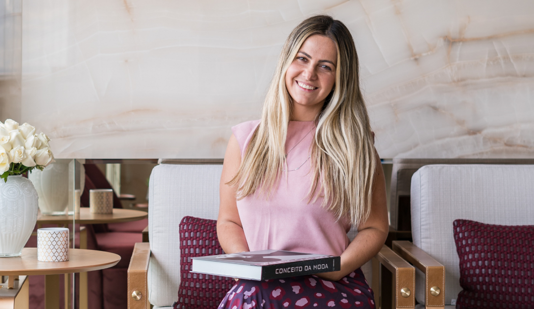 “Ser Arquiteto é fazer de simples traços a projeção de Sonhos” – Monise Rosa