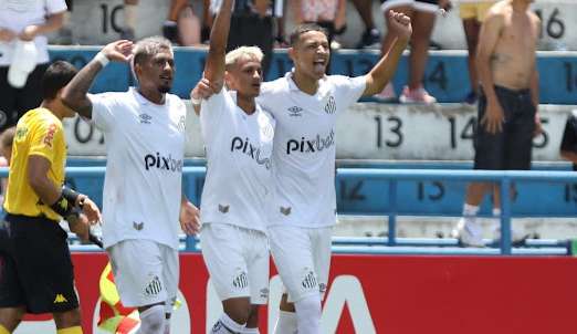 Joia do Santos faz gol que Pelé não fez