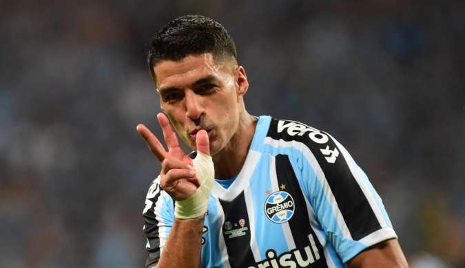 Luis Suárez tem melhor estreia da carreira