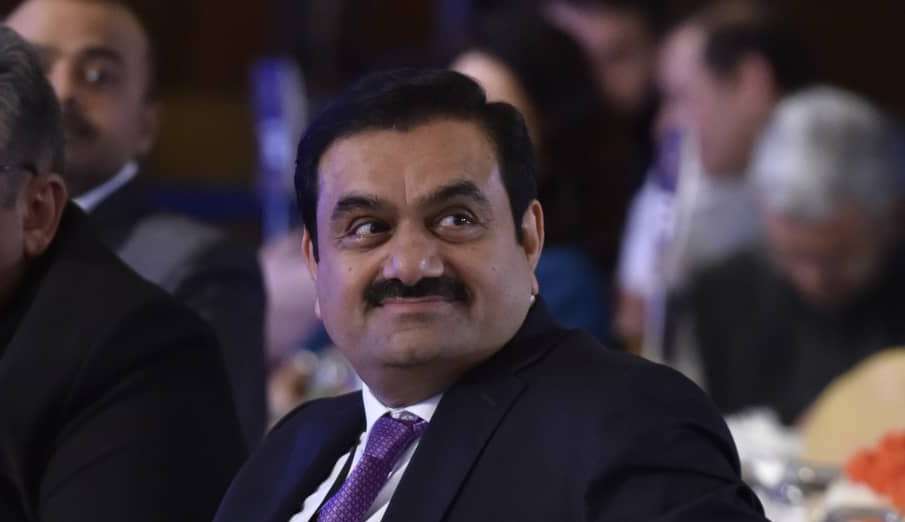 Conheça o bilionário acusado de dar um dos maiores golpes da história