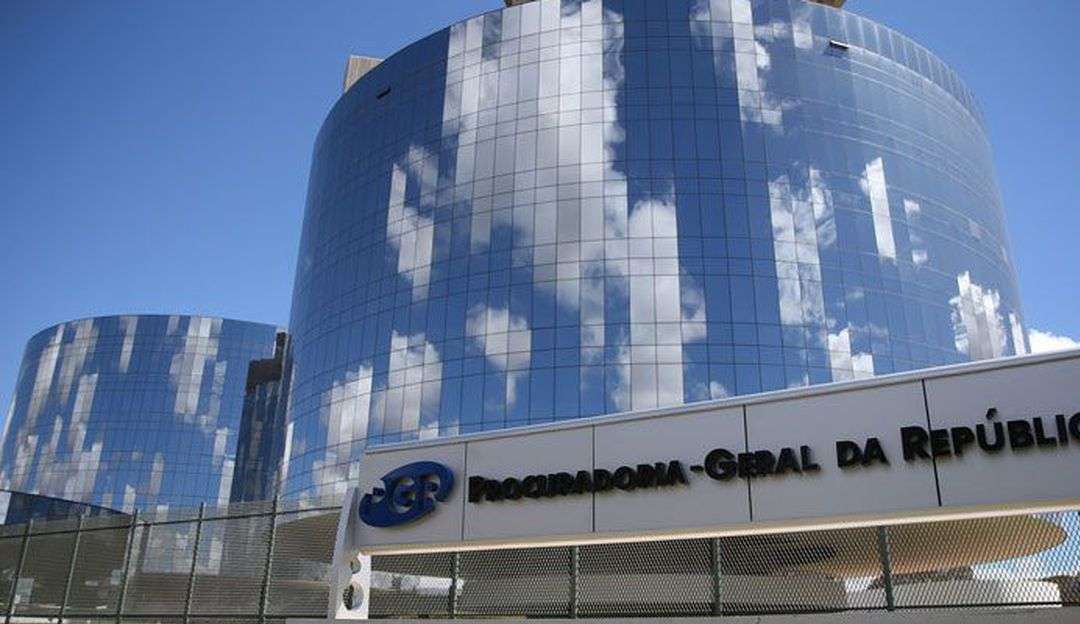 PGR faz nova denúncia de participantes em atos golpistas