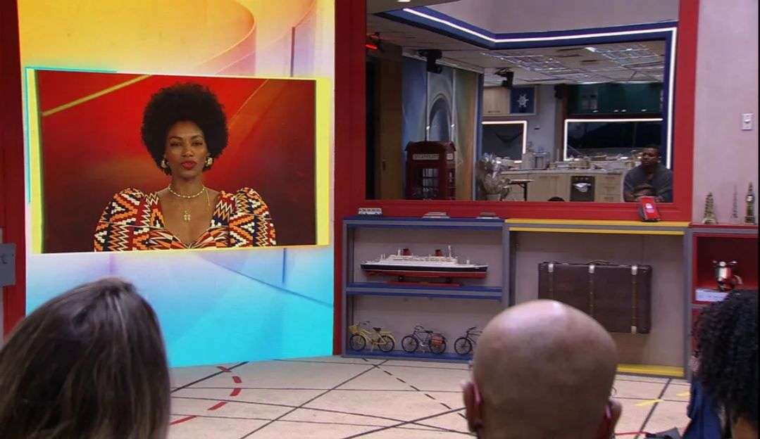 “Cuidado com as estratégias e alianças”, diz Tina durante o Recado do Eliminado