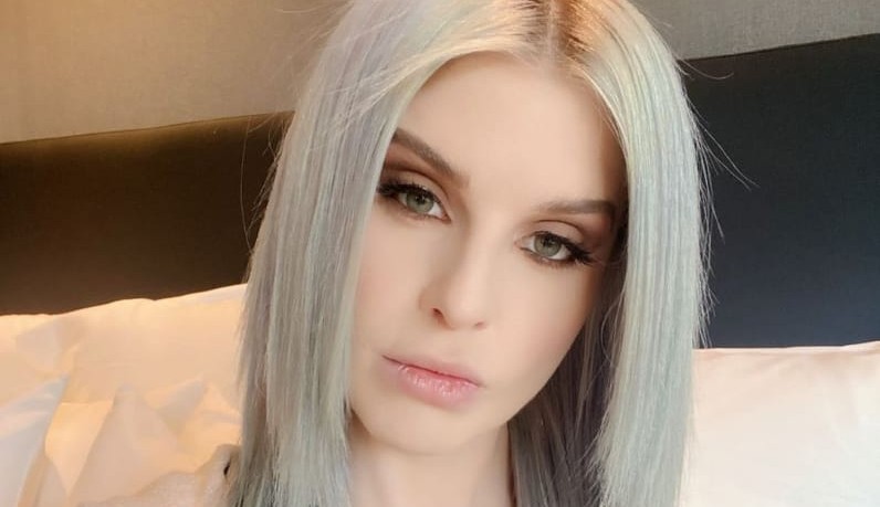 Kelly Osbourne admite recaída com drogas.
