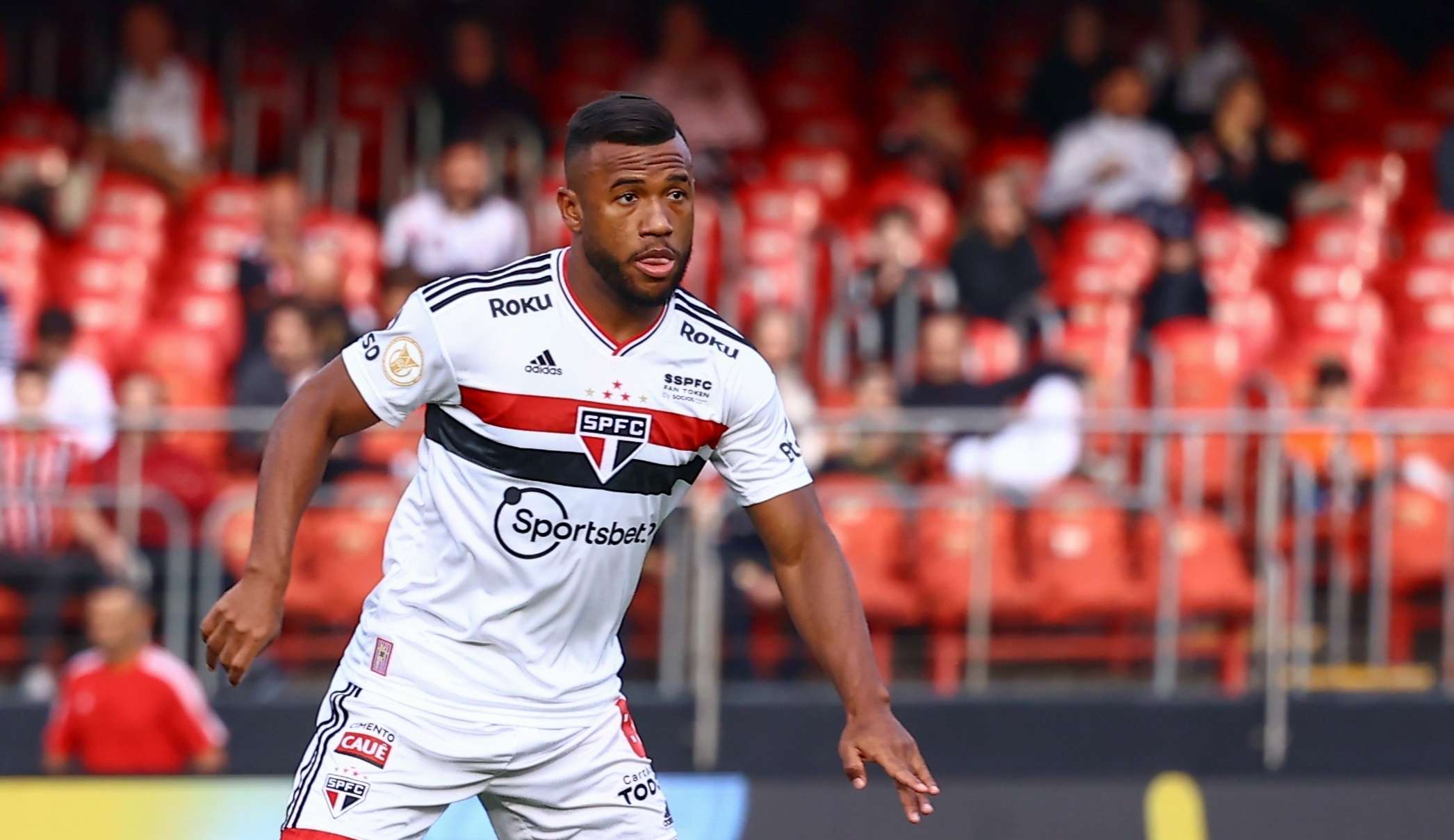 Luan é vítima de racismo e expõe agressor