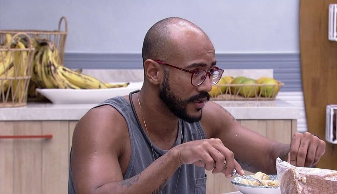 Ricardo afirma que Quartos “Deserto” e “Fundo do Mar” votarão nele para o Paredão