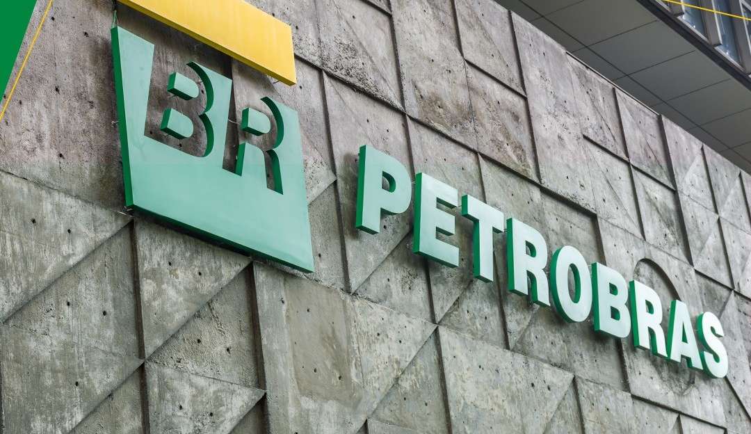 Petroleiros pedem auditoria interna na Petrobras