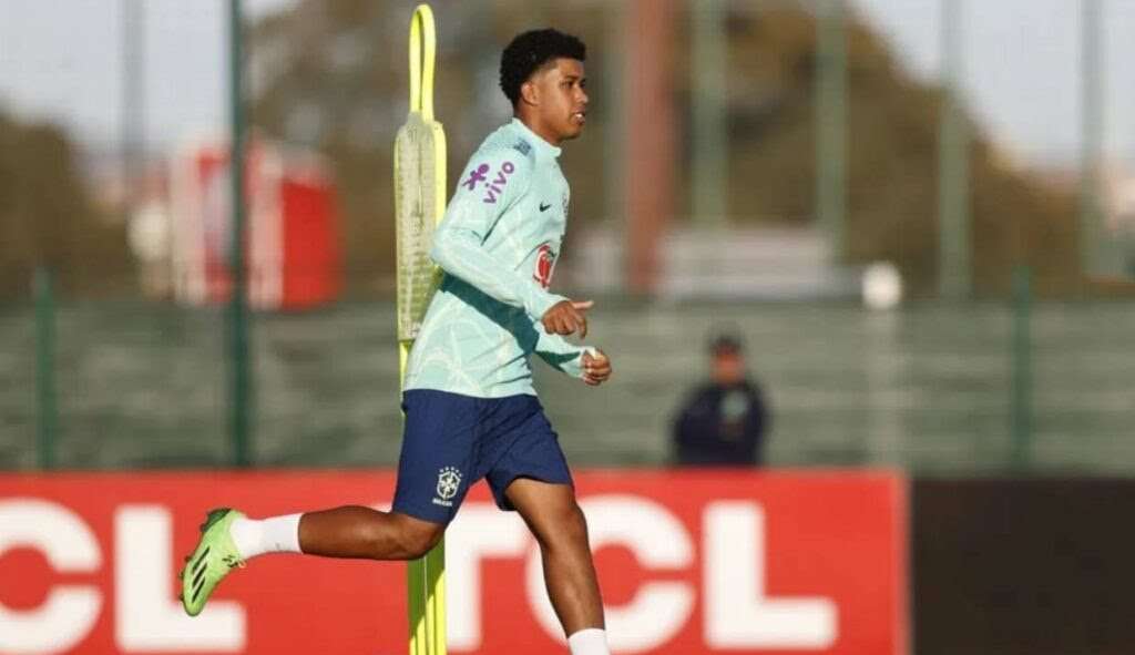 Andrey Santos comemora oportunidade na seleção e destaca a realização de seu sonho