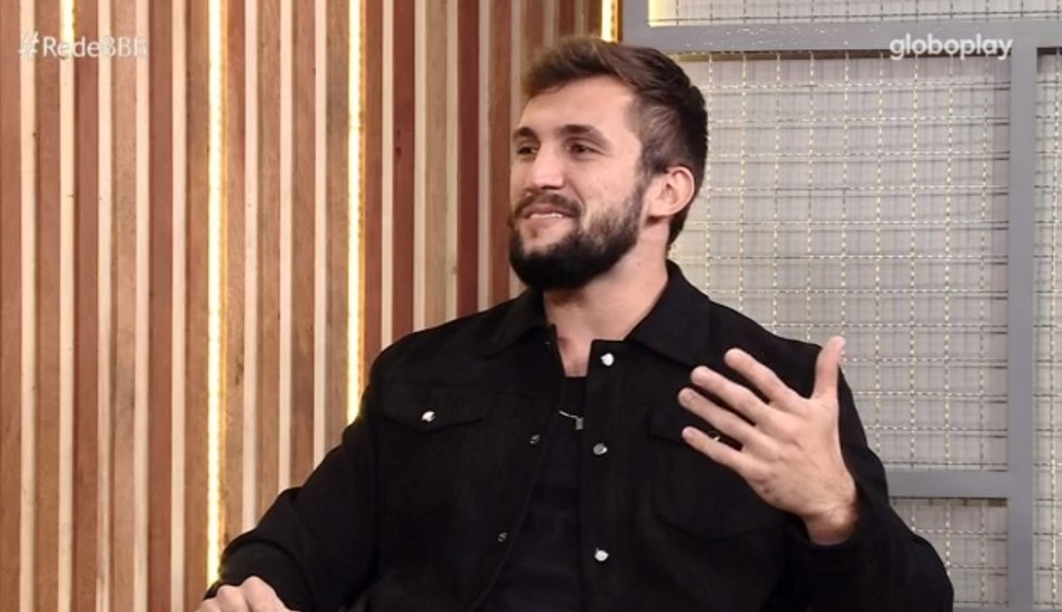 Arthur revela no ‘Bate-Papo BBB’ que ficaria com Juliette: ‘Uma pessoa incrível’