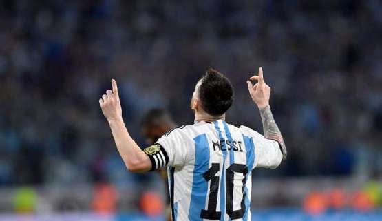 Messi chega aos 100 gols pela seleção Argentina