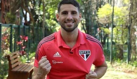 Calleri se recupera de lesão e volta aos treinos para disputar a Copa do Brasil