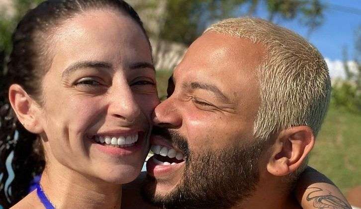 Projota esperou acordo financeiro para anunciar divórcio com Tamy Contro