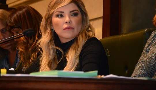 Vereadora Verônica Costa, a “Mãe loira” do funk, é condenada a mais de dez anos de prisão