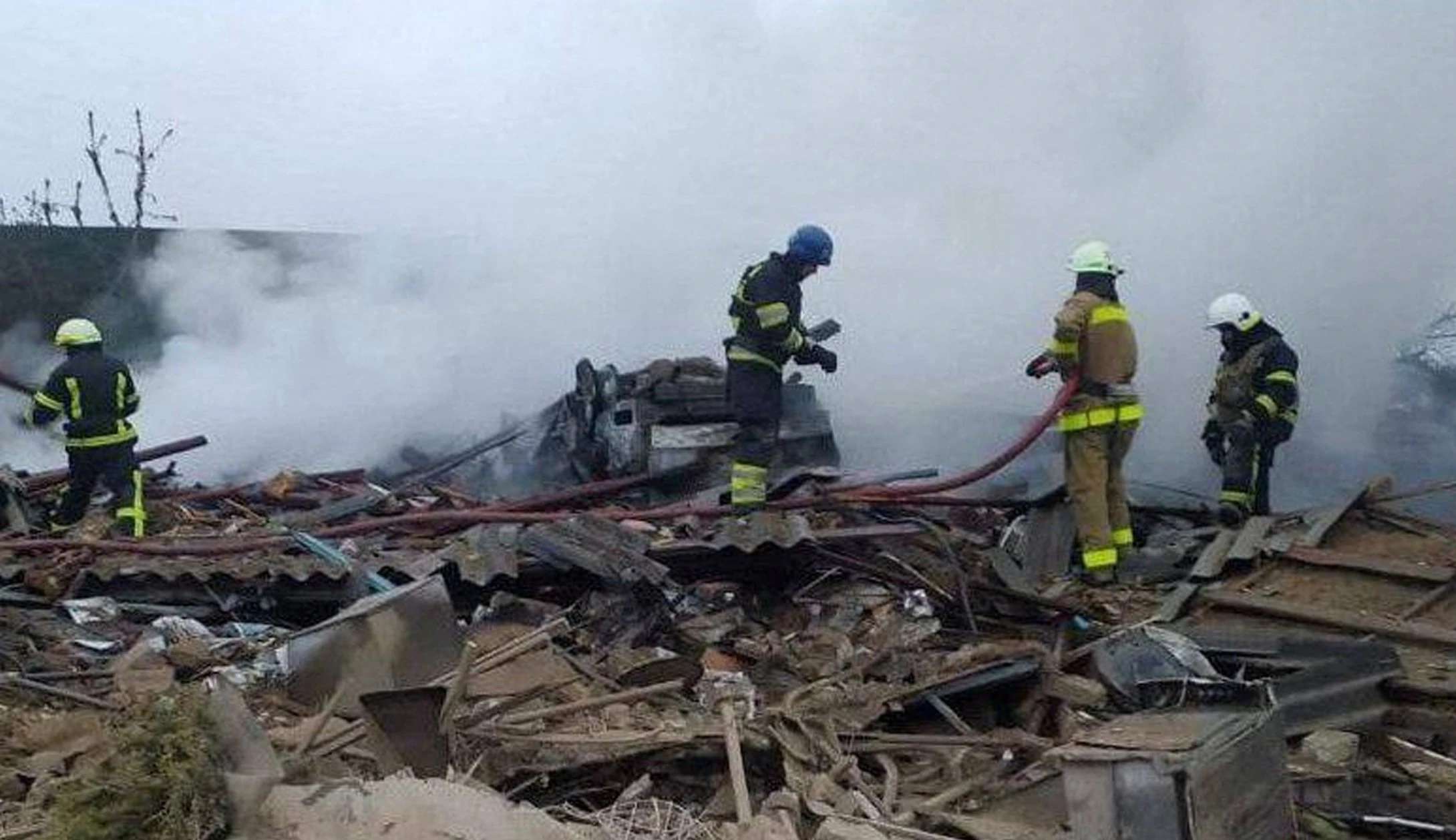 Novos ataques russos deixam um morto e mais de 30 feridos na Ucrânia