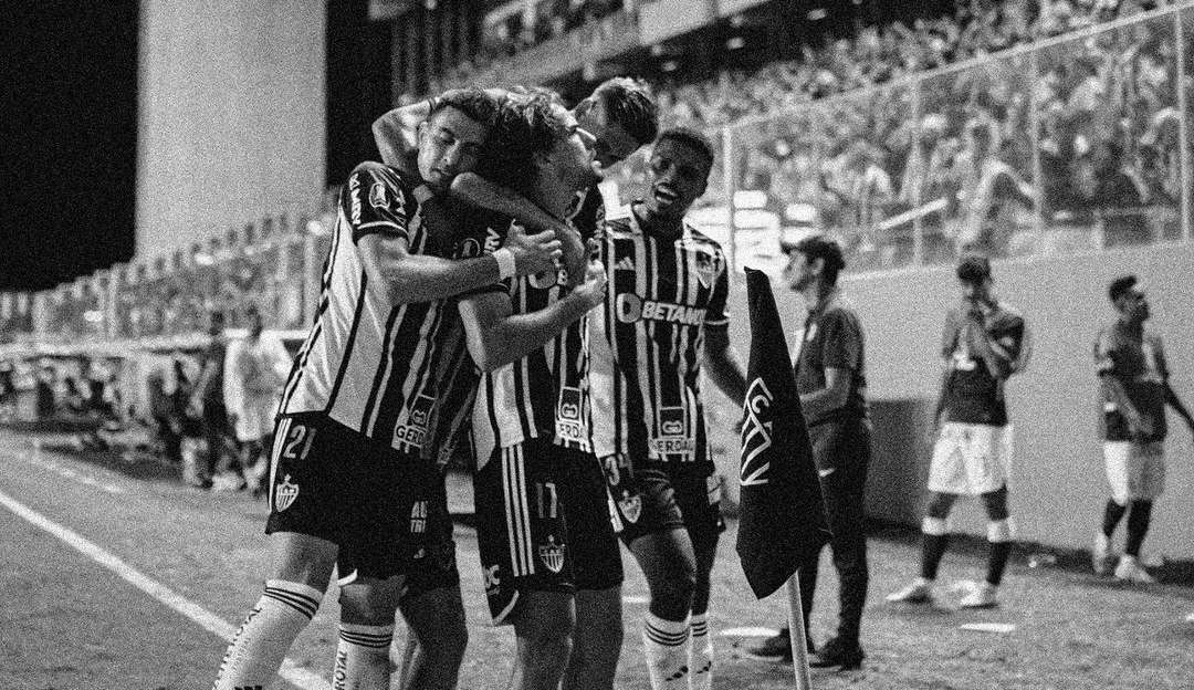Atlético-MG se reabilita na Libertadores em noite de Igor Gomes
