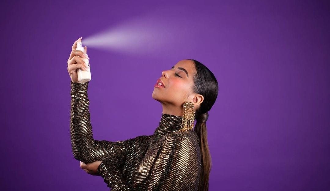 Julia Peixoto lança sua linha de maquiagem