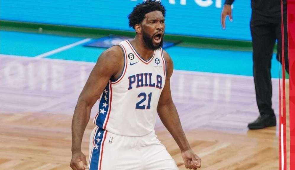 76ers vence os Celtics e ficam a uma vitória da classificação