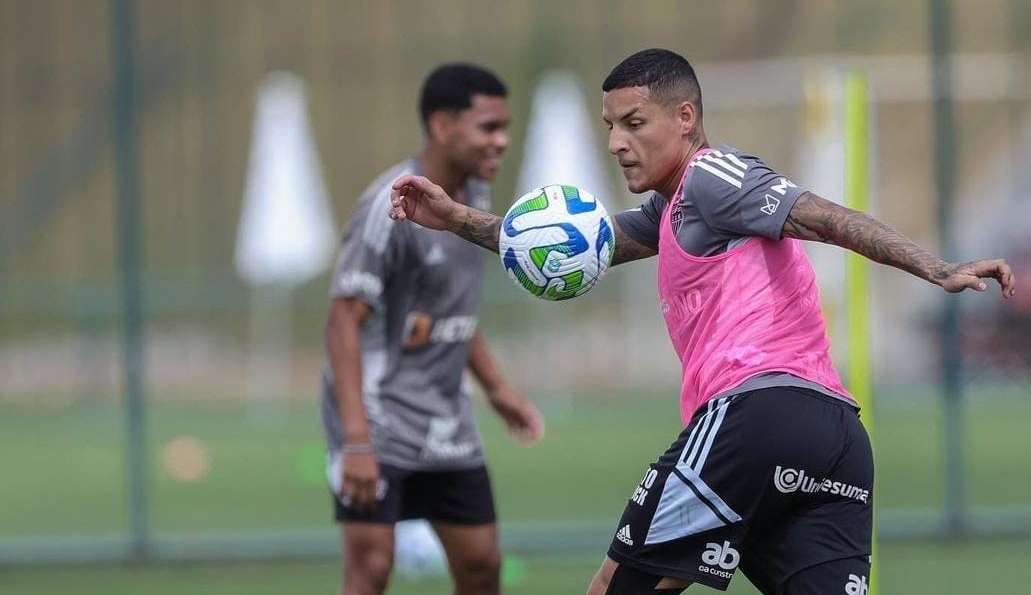 Retorno de Arana aos gramados deve estar próximo